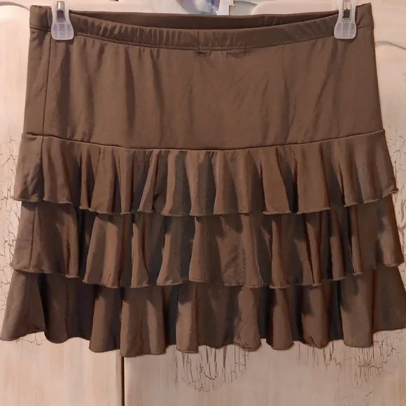 Arden B Brown Ruffle Mini Skirt - Picture 3 of 5